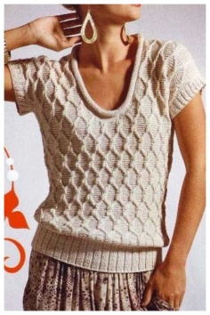 Knitted sweater with rhombs