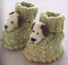 CHILDRENS KNITTED SLIPPERS WITH DOGS