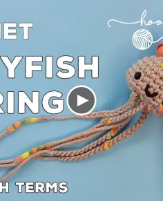 Crochet Amigurumi Jellyfish Keychain (SUPER FAST) Quick Easy Crochet Project