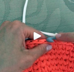 Knit Color Transition Close Edge Video Tutorial