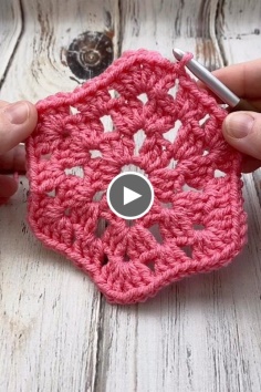 How to Crochet Cluster Wheel
