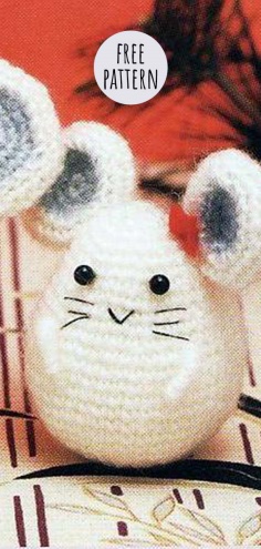 Mr. and Mrs. Amigurumi Mouse Free Pattern