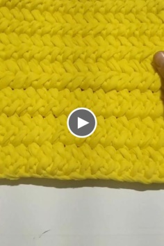 Stitch to make a knitted rug