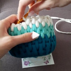 How to knit nice crochet basket video tutorial