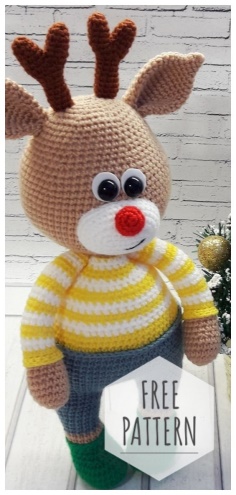 Knitted New Years deer
