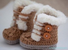CROCHET BOOTS FOR BABY