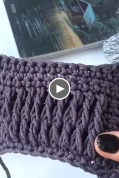 Crochet Hand Bag Pattern