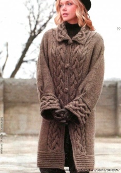 COAT WITH EMBOSSED WEAVES